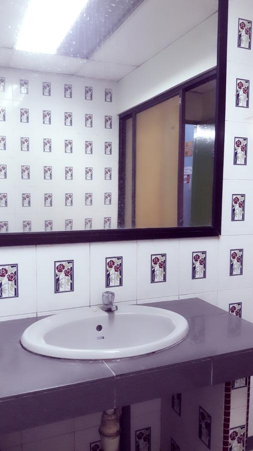 Hotel Makmur Kuantan Buitenkant foto